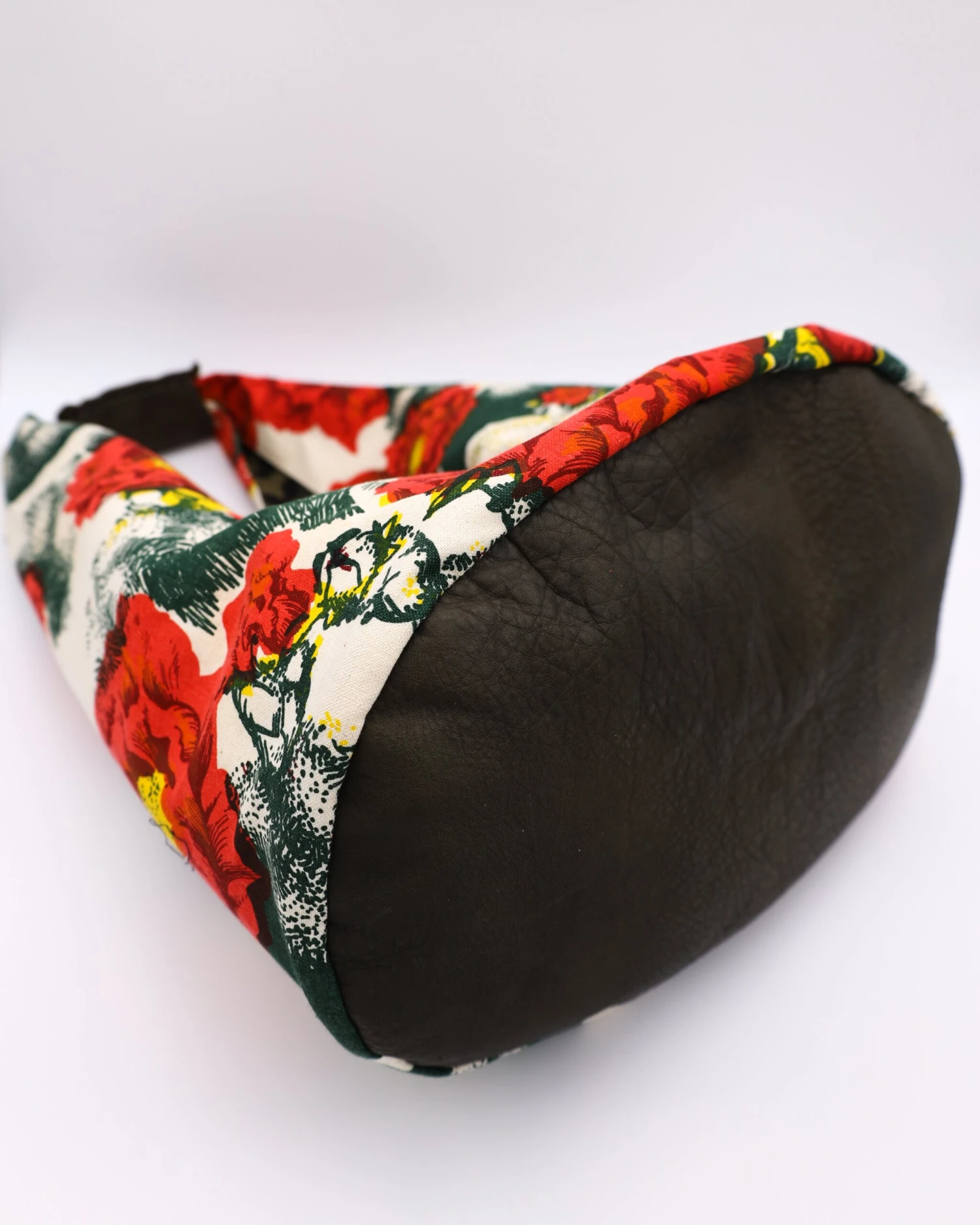 TOTEM SALVAGED RED CACTUS HOBO BAG - Image 2