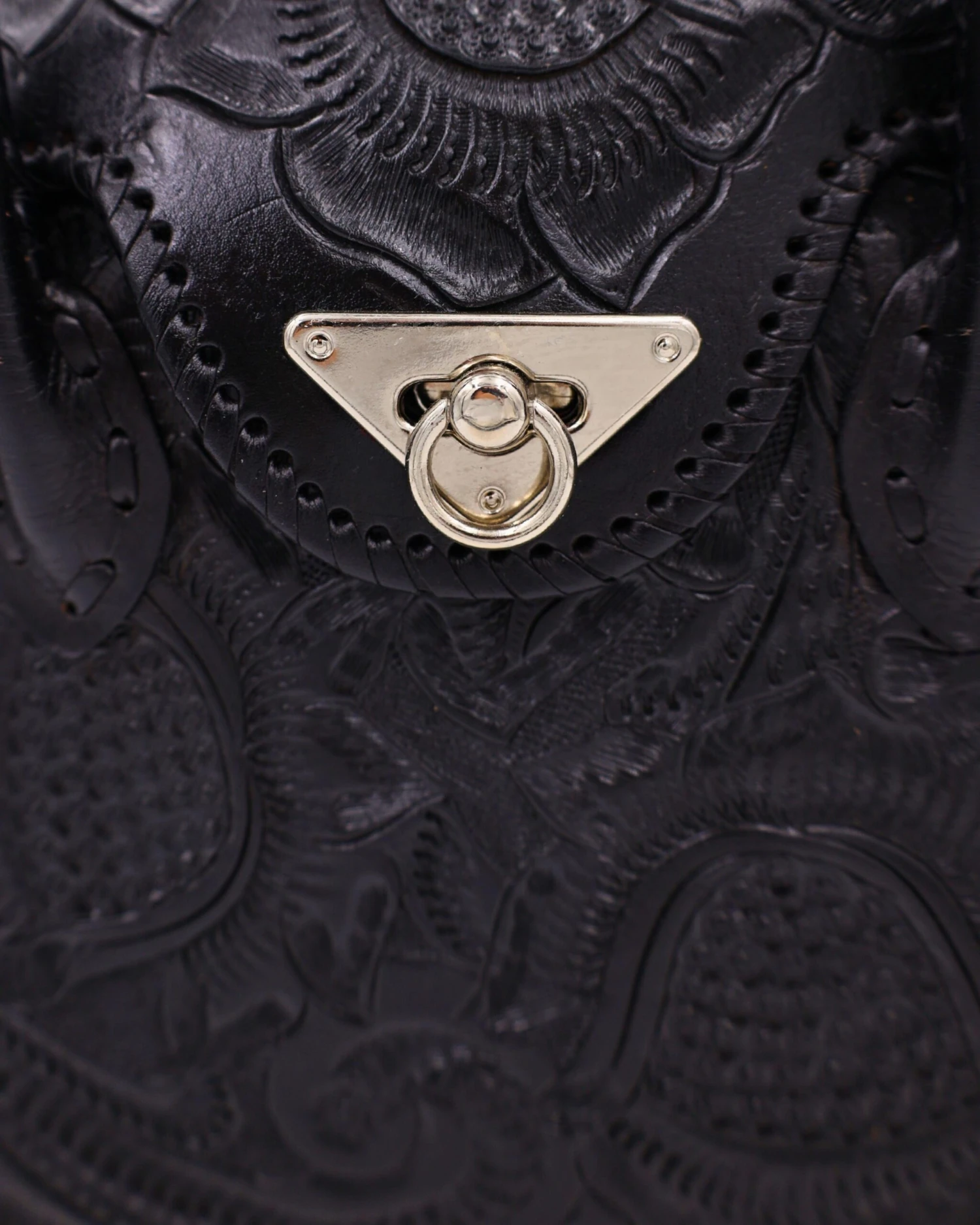 QUE CHULA DOS BOTONES BLACK PURSE - Image 6