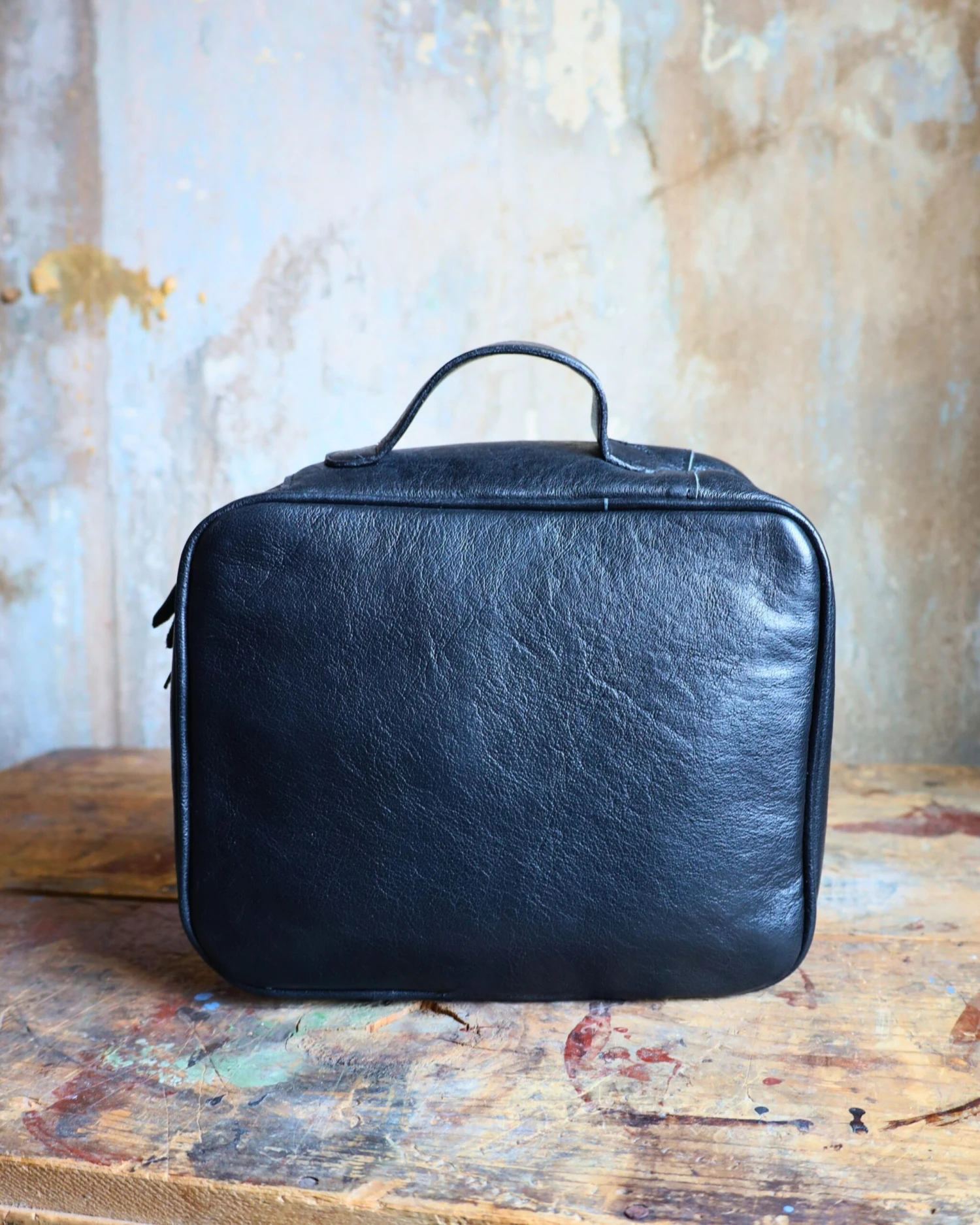 VINTAGE COWGIRL CASES JEWELRY BOOK - Image 3