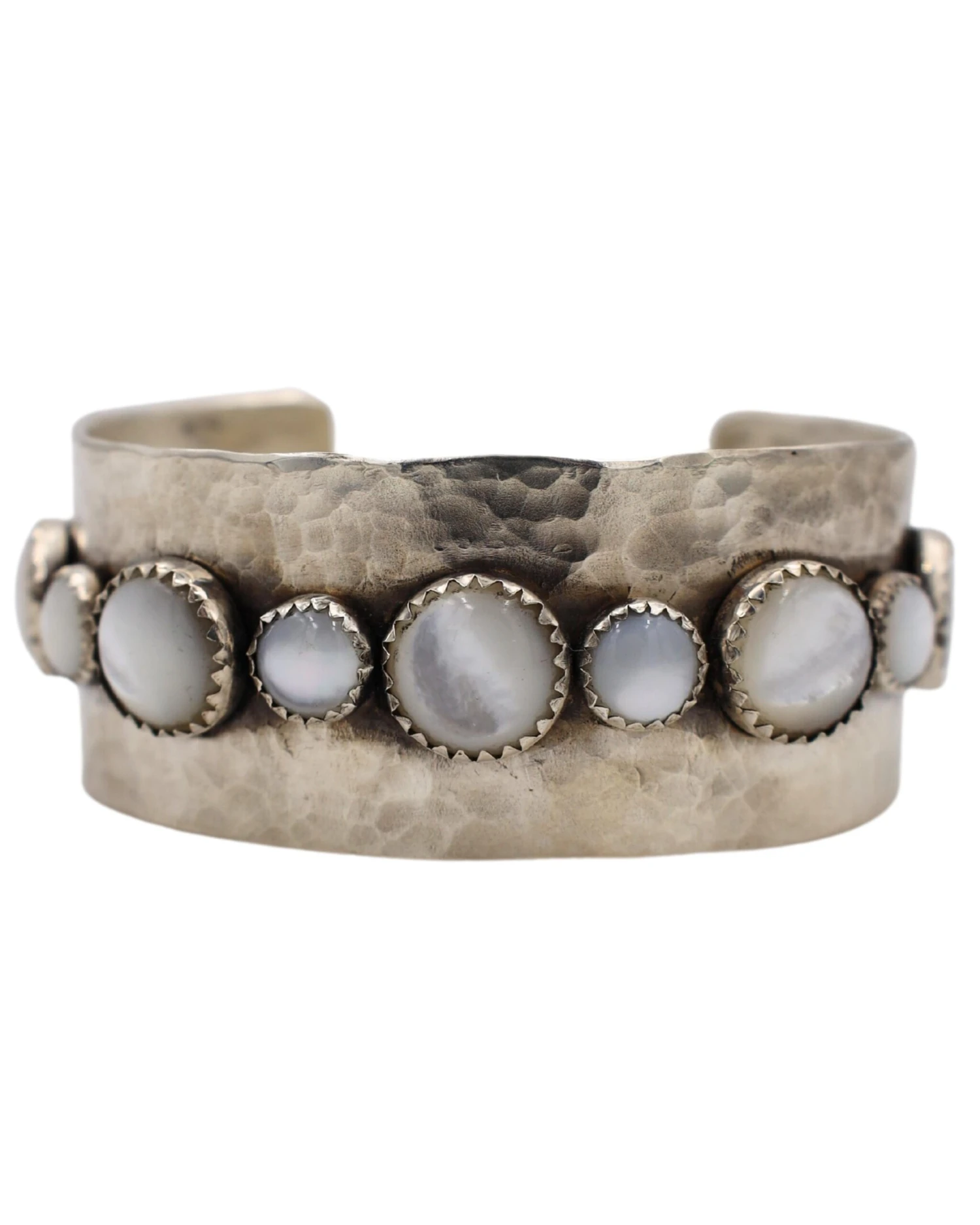 RICHARD SCHMIDT MOTHER OF PEARL CUFF