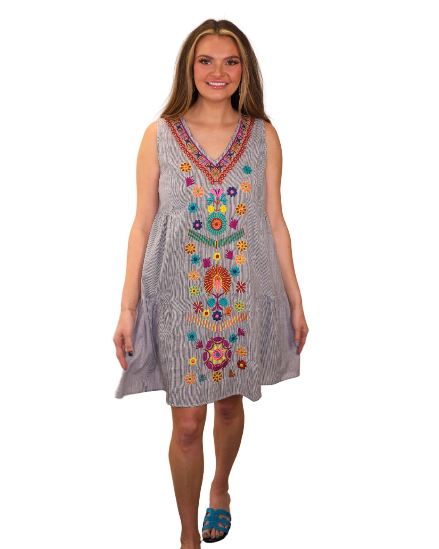 SEE AND BE SEEN SLEEVELESS FLORAL EMBROIDERED TIERED DRESS - Image 2