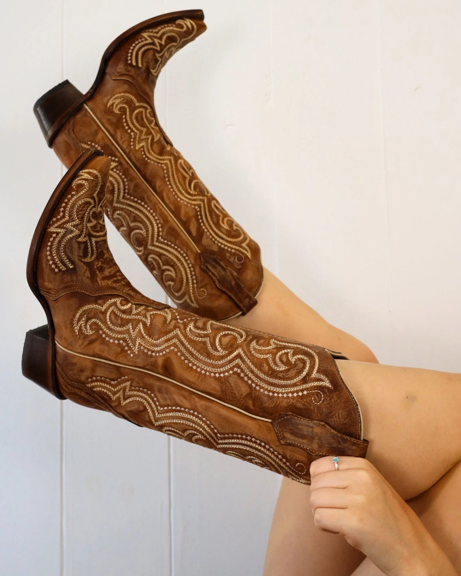 Corral Boots CIRCLE G BY CORRAL WOMEN'S SEQUENCE EMBROIDERY BOOT - Image 2