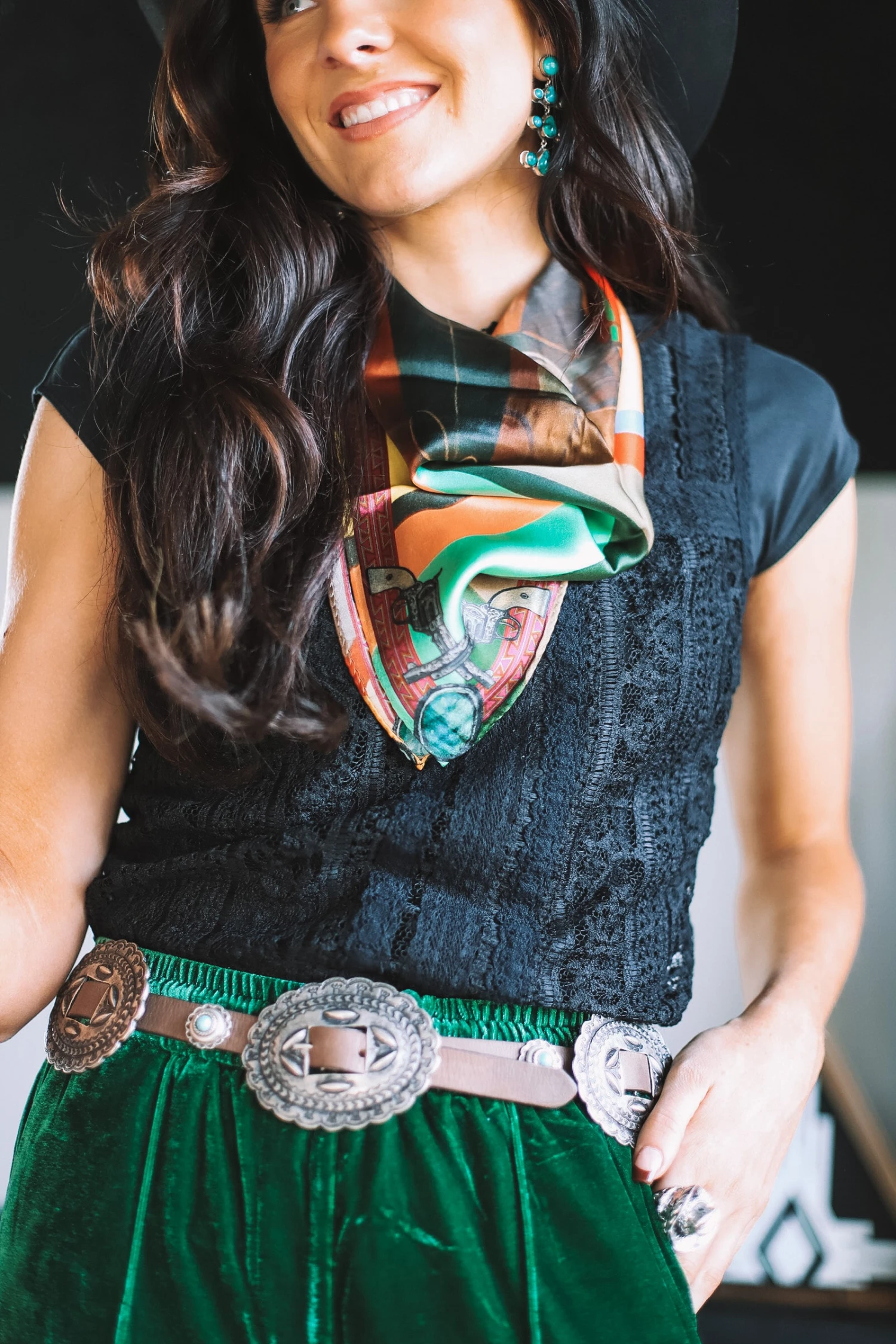 SON OF THE WEST 35X35 SCARF - Image 2