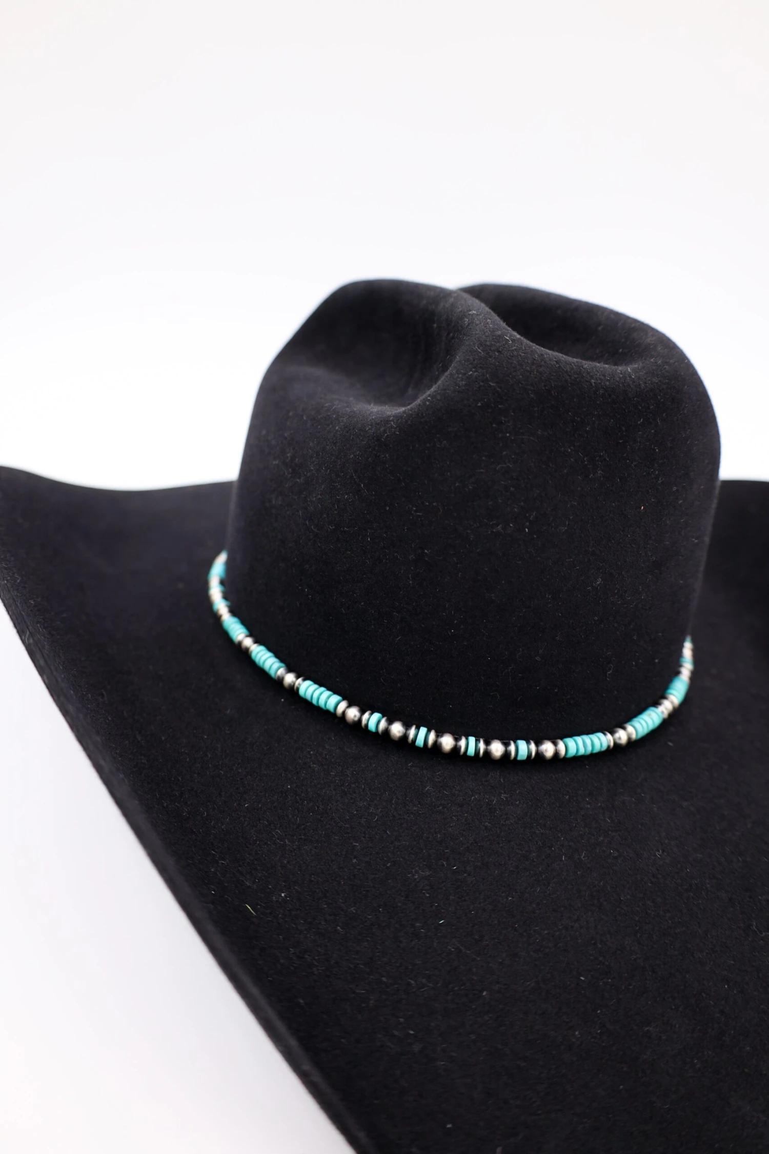 Peyote Bird Turquoise Heishi And Navajo Pearl Hat Band - Image 3